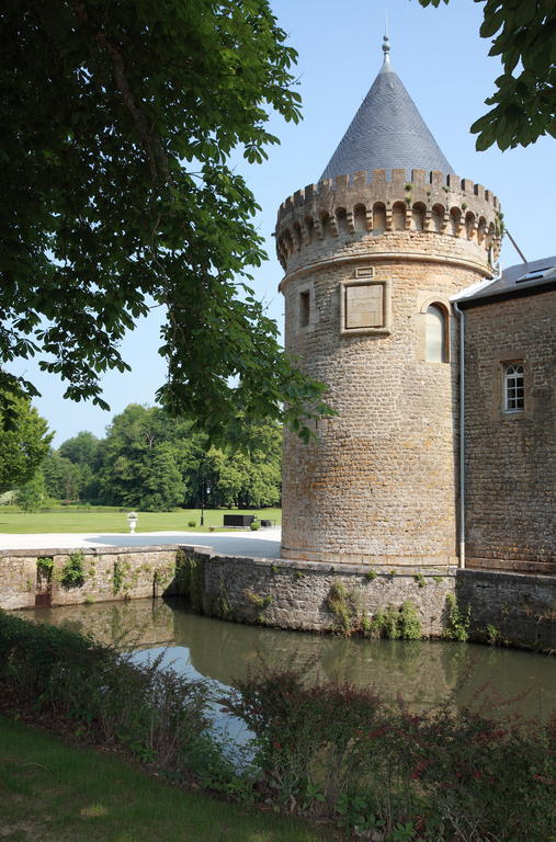 Le Domaine Chateau Du Faucon Donchery Екстер'єр фото